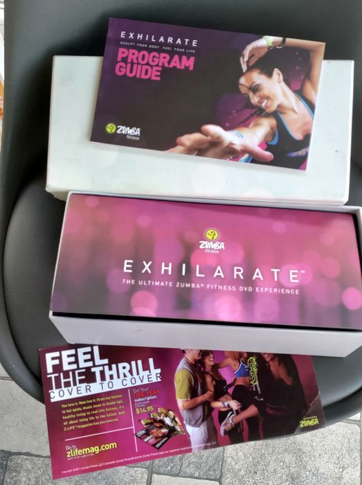 cutie a sistemului de modelare corporală Zumba Fit