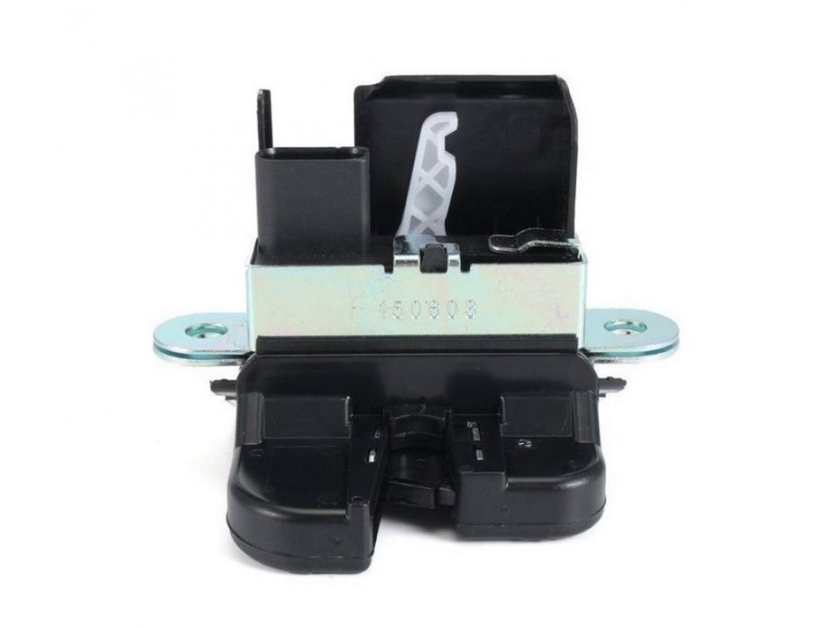 Брава за заключване на багажник за VW Golf 5,6,Passat B6,B7,Seat и др.