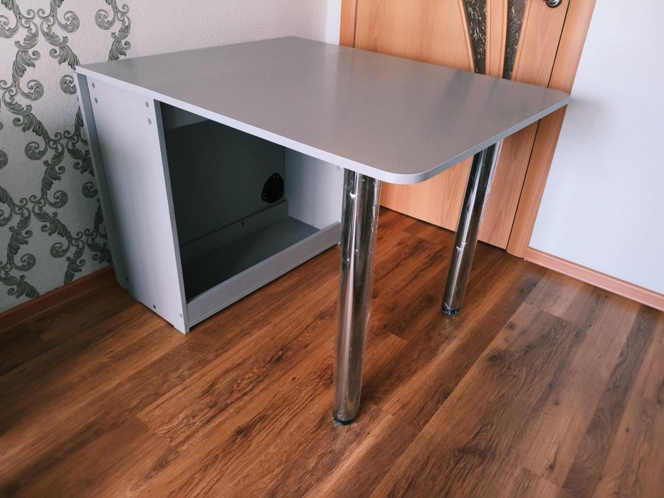 Стол-тумба новый