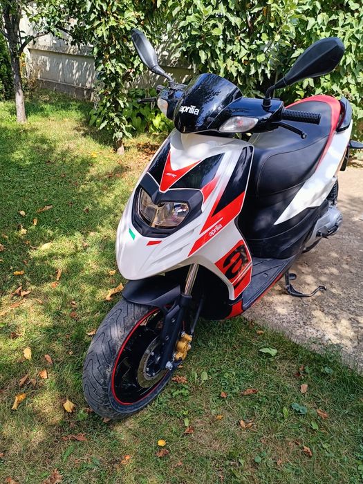 Scuter Aprilia Sr Motard