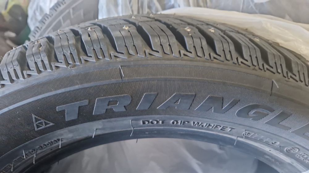 Продам зимние шины