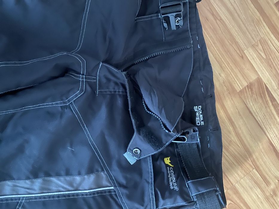 Pantaloni protectie ( moto)