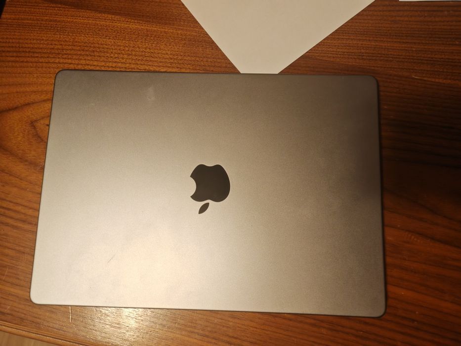 SCHIMB Macbook Pro 14" M1 Pro 16gb/512 cu laptop windows
