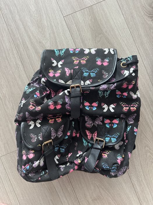 Vand geanta de umar colorata