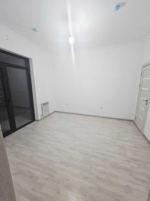 Сергели Янги Дархон 2.3 хона 70 кв.кредити ёпилган.8 чи этаж тоза уй