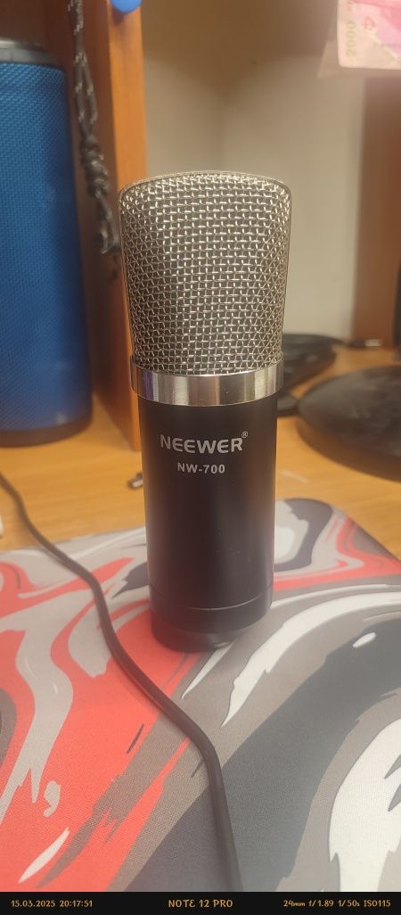 Студийный конденсаторный микрофон NEEWER NW-700