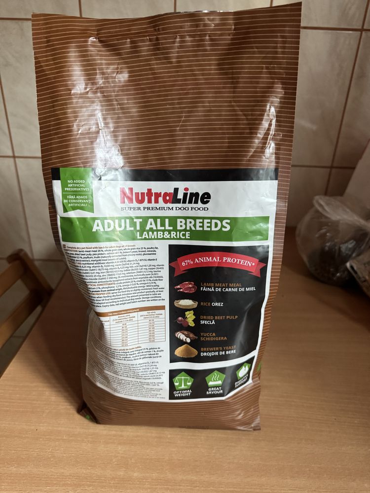 Bobite catei Nutraline adult cu miel si orez