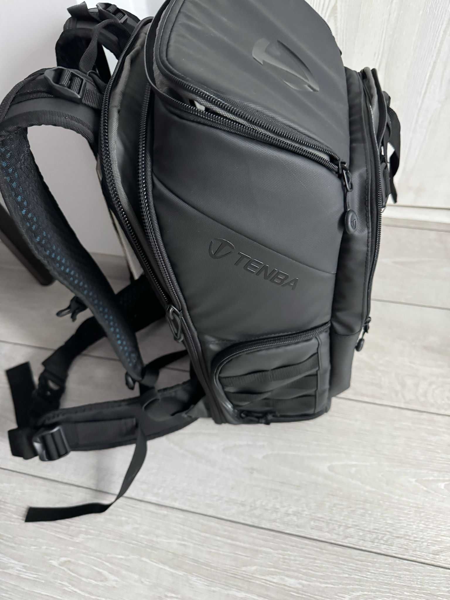 Rucsac foto profesional TENBA AXIS 20 L
cod 637-701