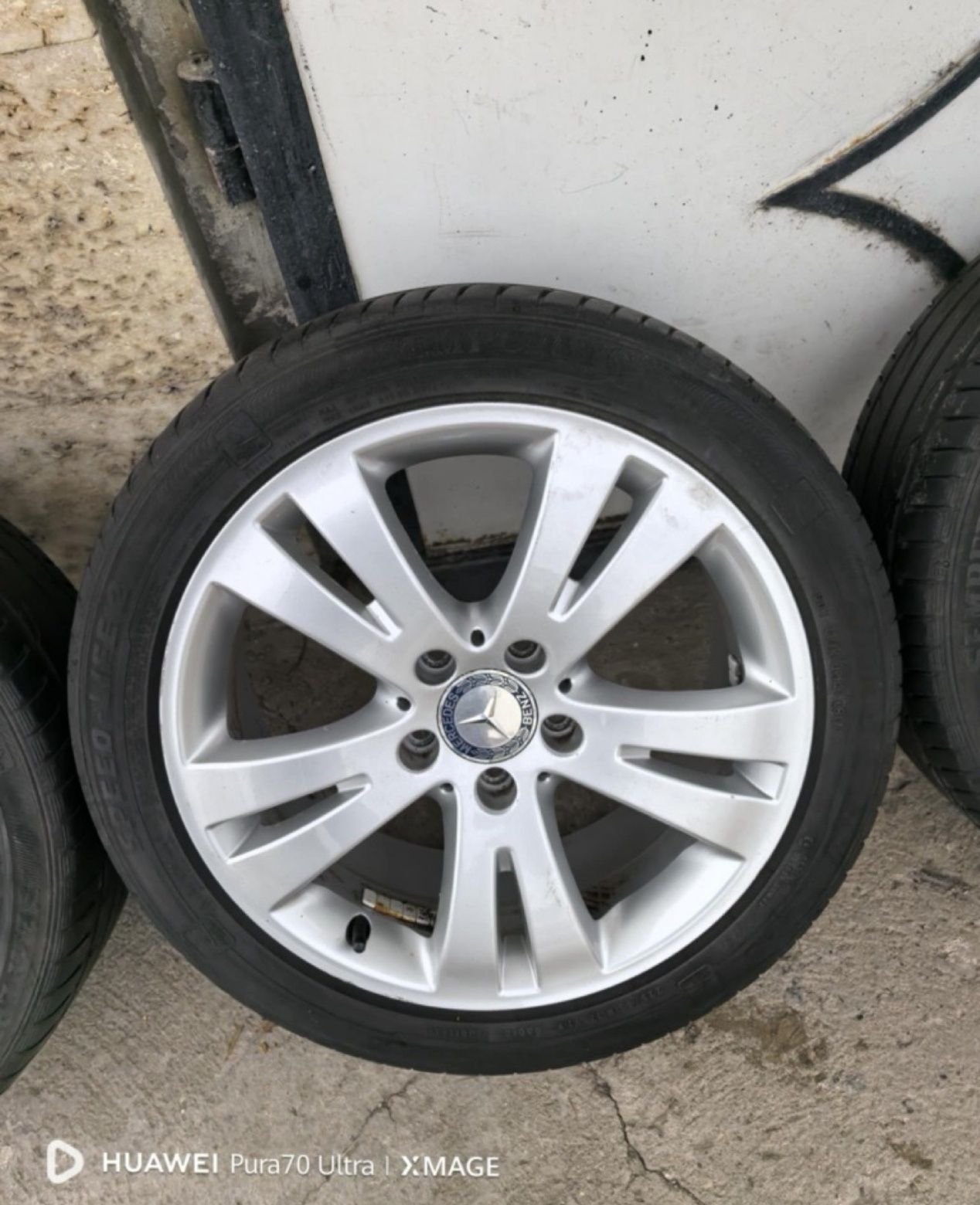 Гуми с джанти за Mercedes