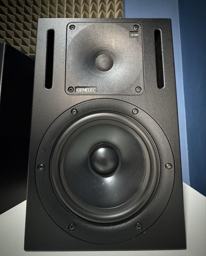 Мониторы Genelec 1030A
