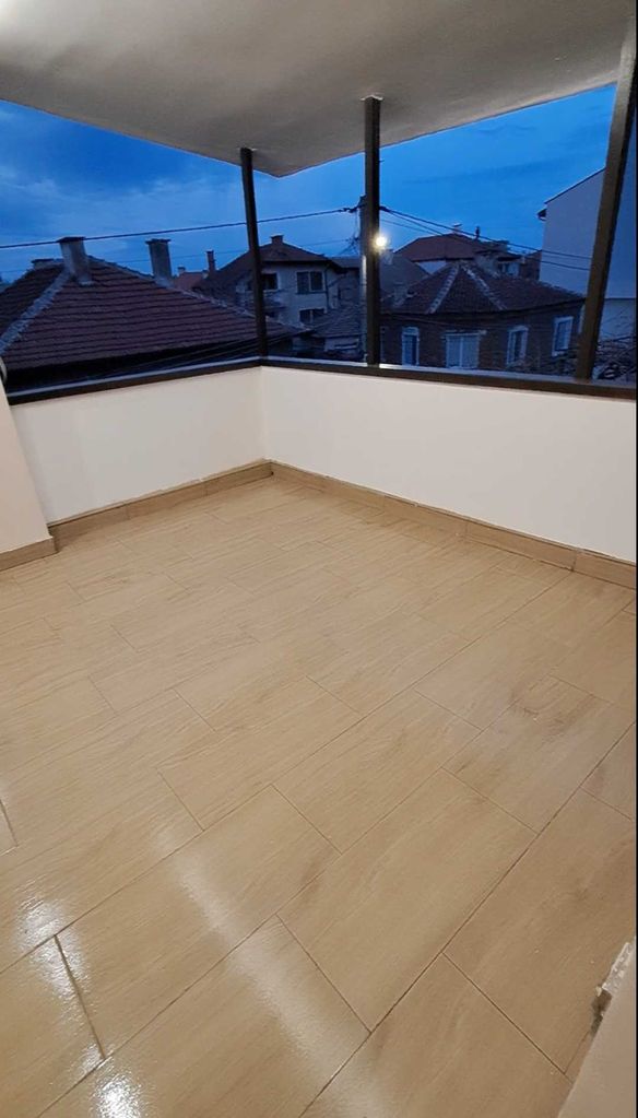 Продава се Етаж от къща в Пазарджик, Запад - 96 кв.м за 1204 €/кв.м - Снимка #15