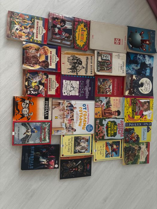 Различни книги - цена по договоряне