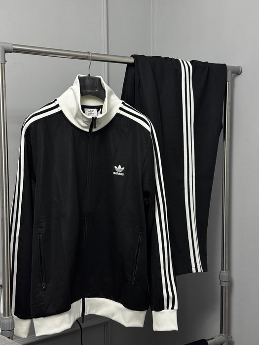 Новый спортивный костюм Adidas Beckenbauer