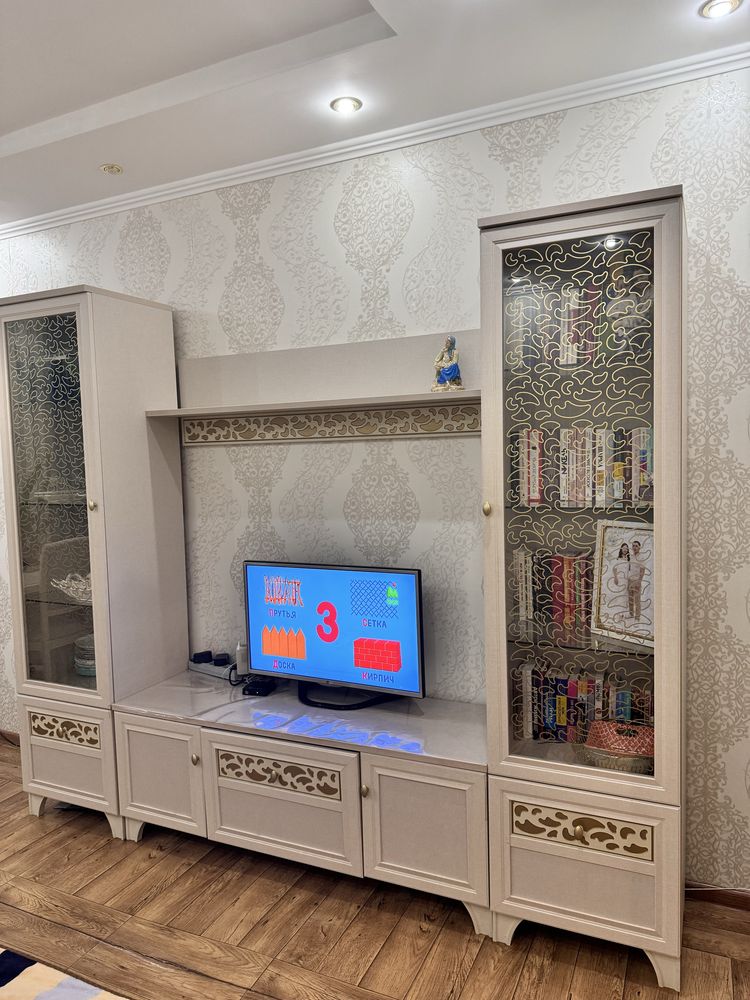 Продам полку идеально для книг или игрушек