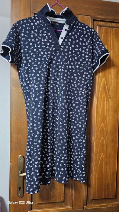 Памучна рокля с къс ръкав