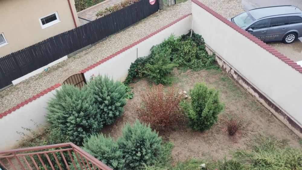 Închiriez sau Vind vila spațioasă in Ştefăneşti