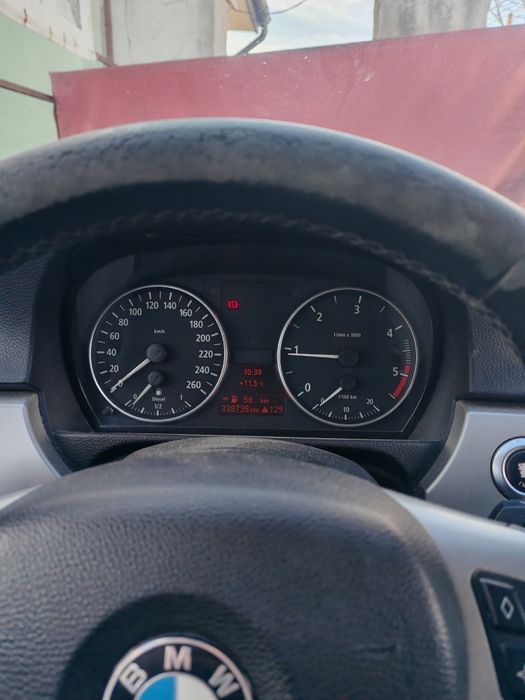 Vând BMW e91 320d