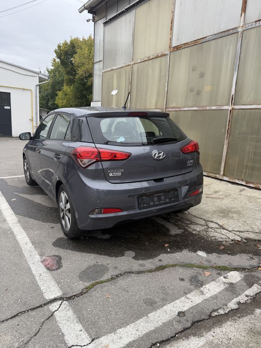 Hyundai I 20,1,2 benzina +Gpl fabrica