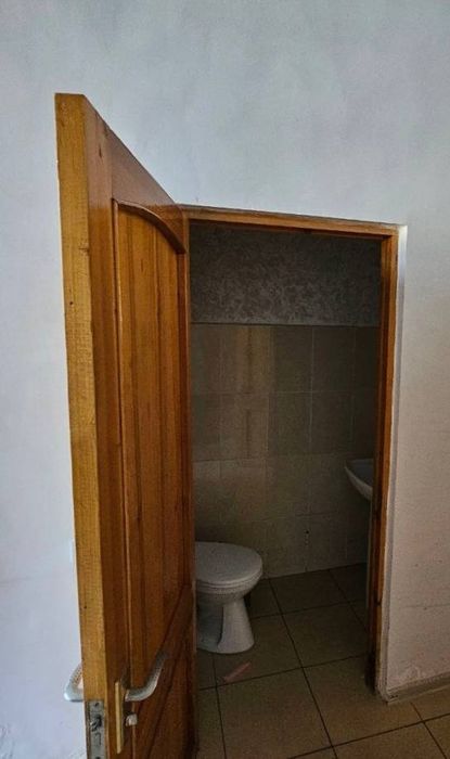 Аренда помещения на ул Аккурган Ор Школа Филологии, Первая линия!!