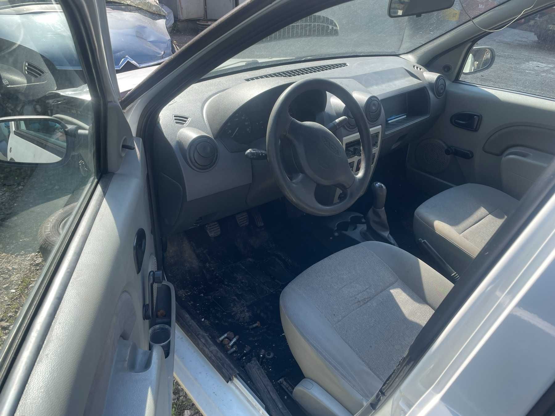 Dacia Logan 1.4 MPI / Дачиа Логан 1.4 бензин 2009 година на части