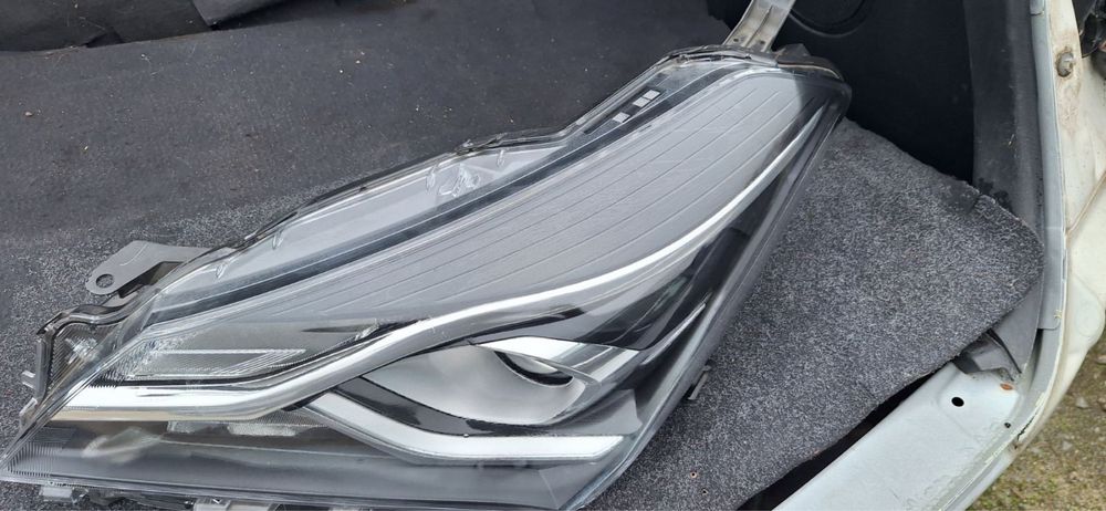 Фар за Toyota Yaris / Тойота Ярис