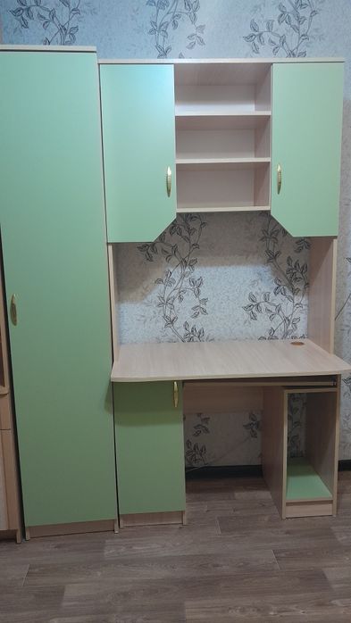 Продам мебель в детскую комнату