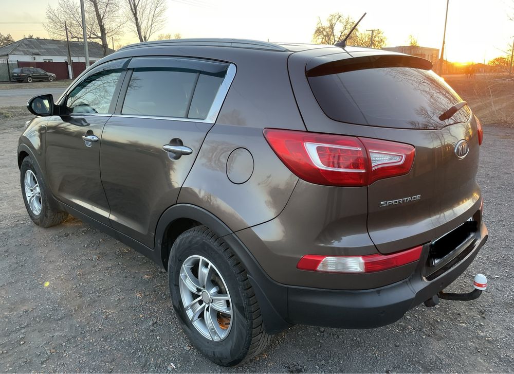 Kia sportage. 2011 год