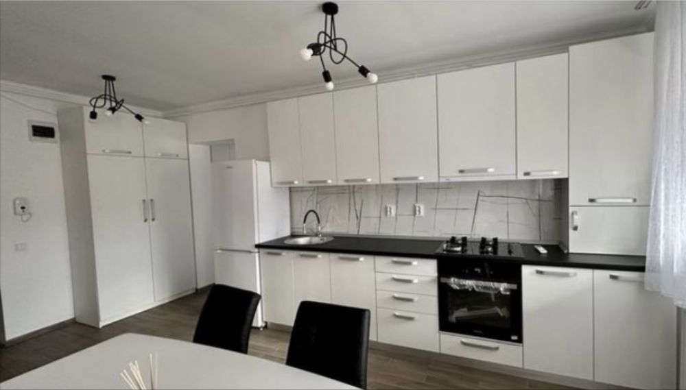 Proprietar, inchiriez apartament