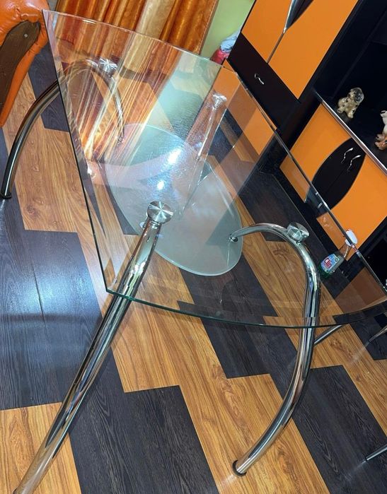 Masa de sticla de bucatarie/sufragrie