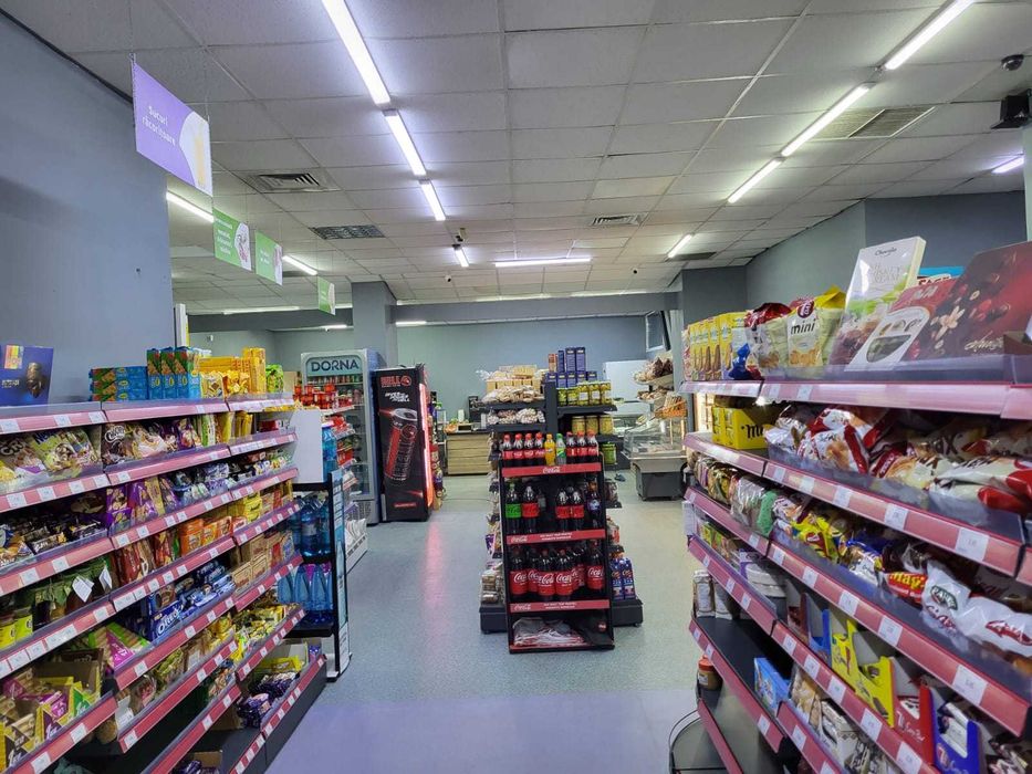 Spatiu comercial de vanzare 287 mp in complex Tomis 2