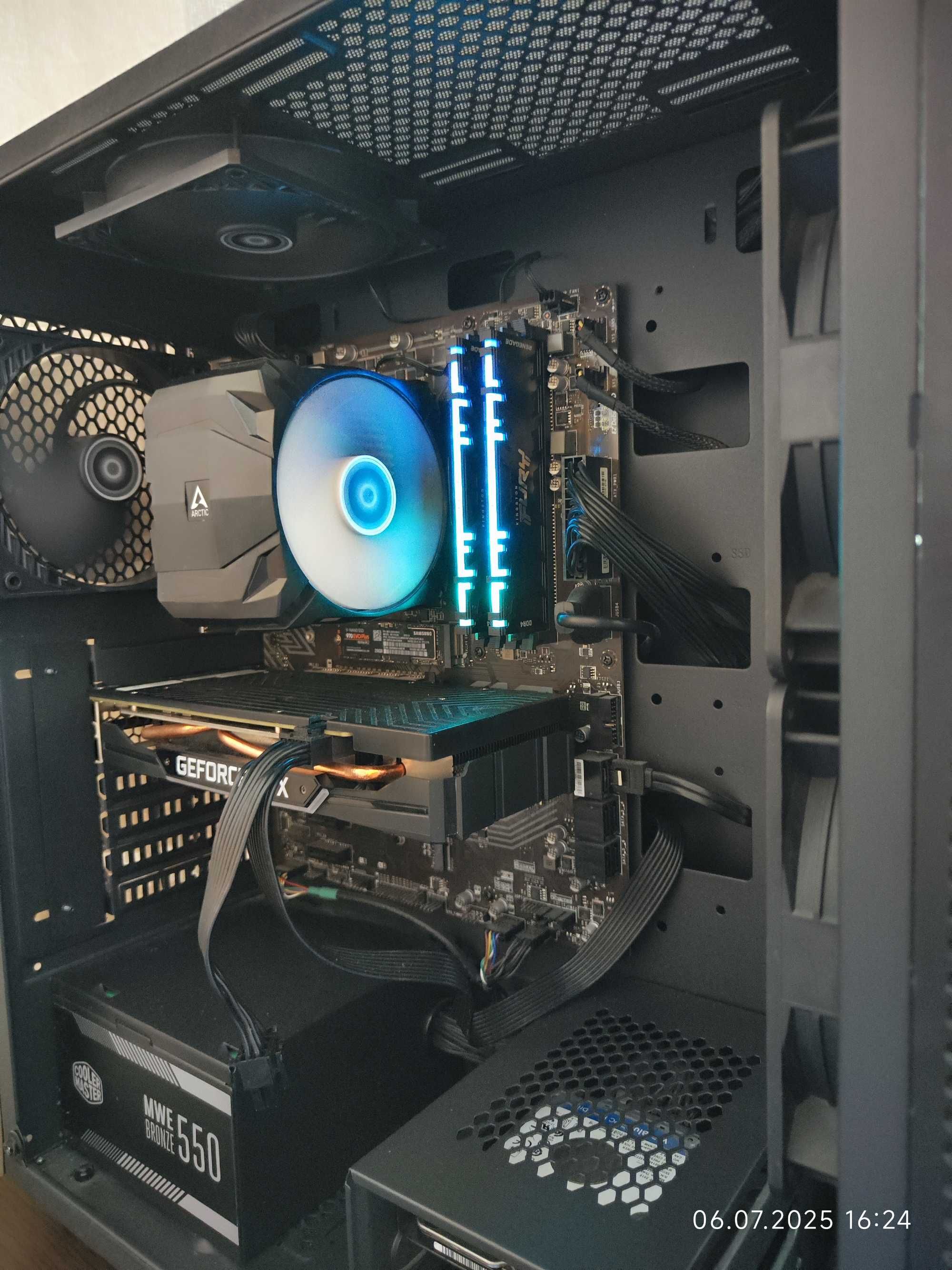 Геймърски i5 9600KF, GTX 1660 SUPER 6GB, RAM 32GB DDR4