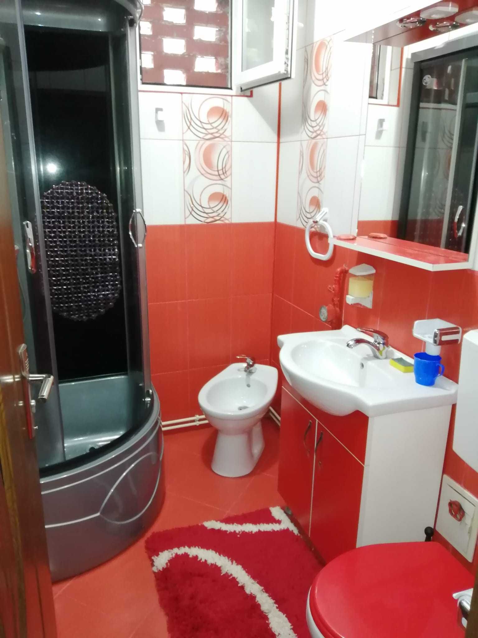 Vând apartament in Reghin cartierul Mihai Viteazu