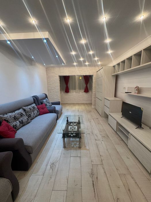 Ofer În Regim Hotelier Zona Sagului Lânga Restaurant Nora, 3 Camere!!!