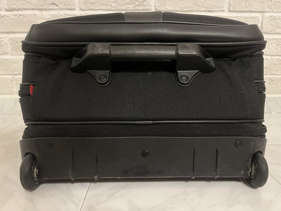 Wenger®Patriot II Rolling бизнес органайзер