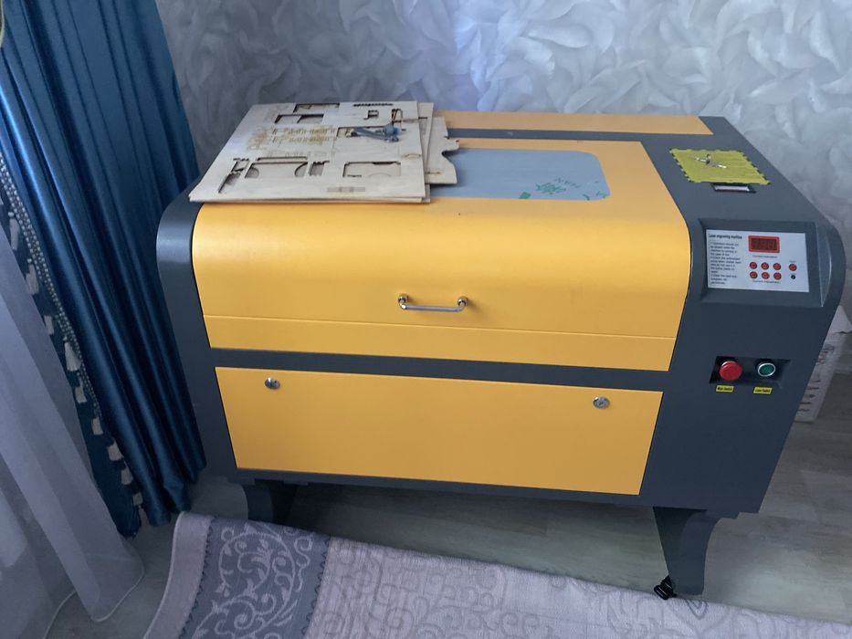 Лазерный станок сатылады. Жаңа. Келісім бар.