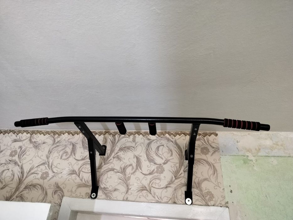 Продам настенный турник