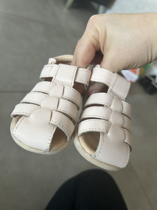 Sandale H&M marimea 20/21