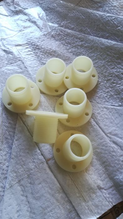 Крепление для настенного смесителя