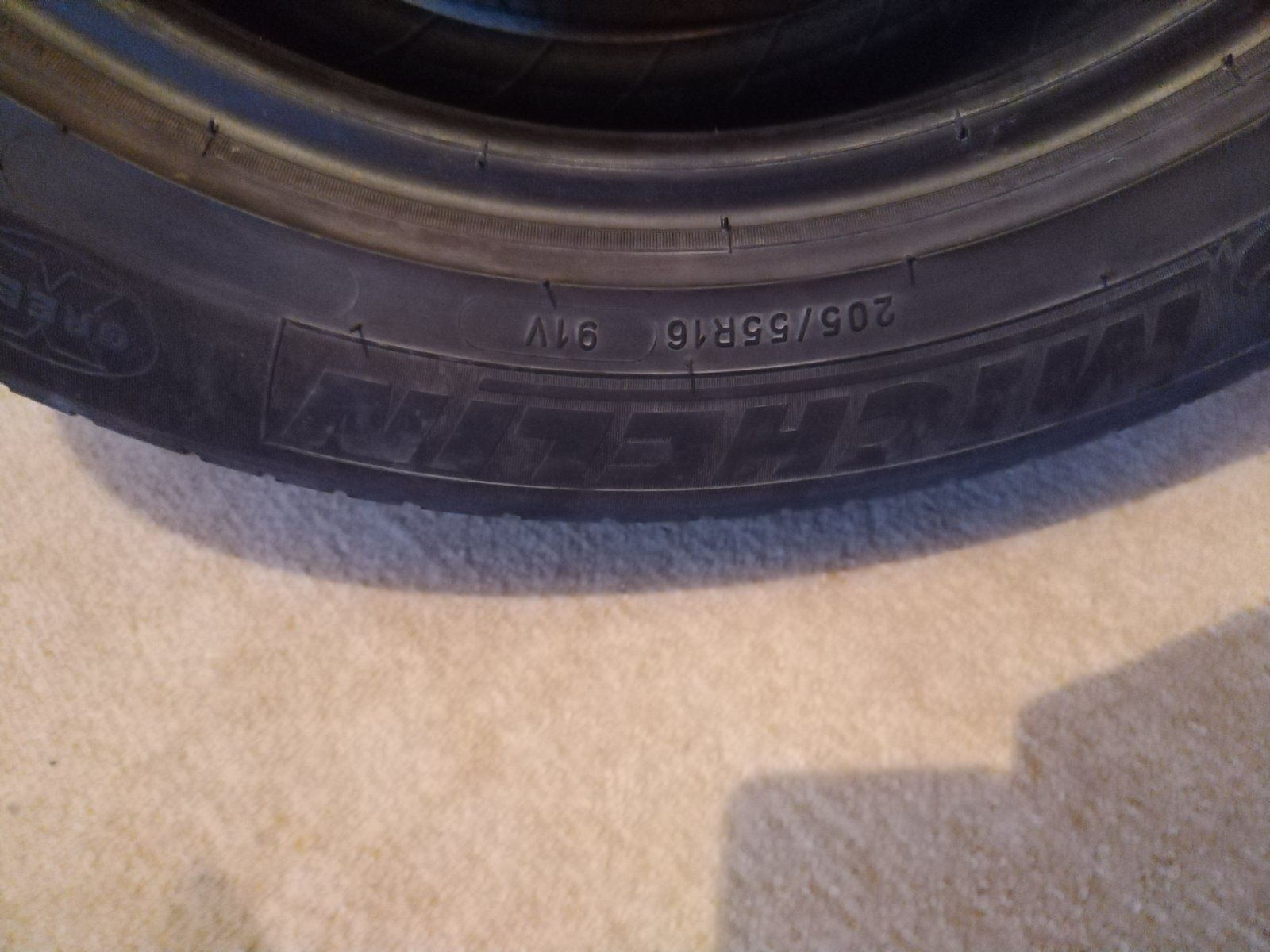 Продавам 4 броя летни гуми MICHELIN 205/55R  16
