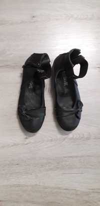 Черни обувки за момиче 33 номер