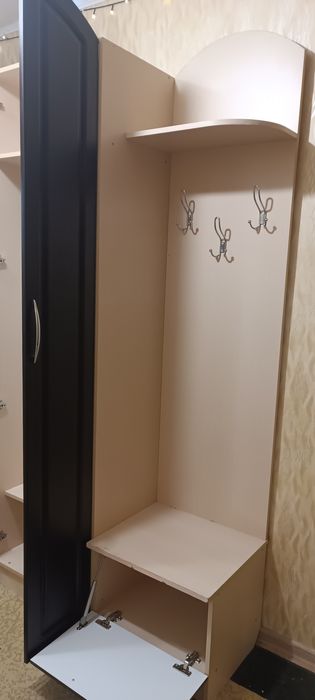 Срочно продам прихожую