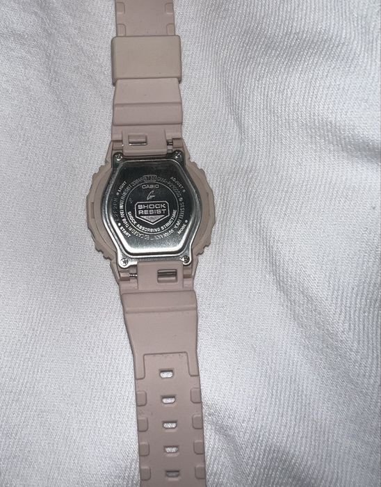 Часовник G-shock Casio
