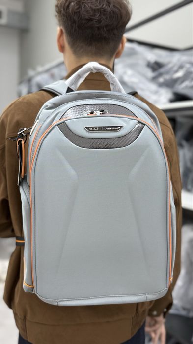 Новая коллекция рюкзаков TUMi McLaren