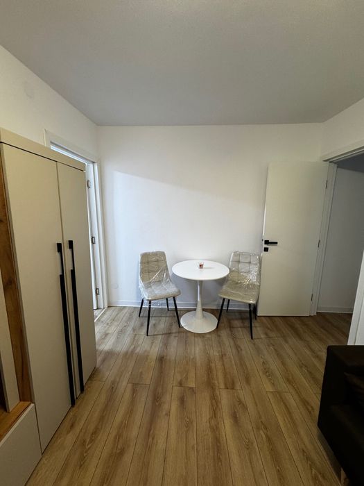Apartament cu 2 camere de închiriat - Dâmbul Pietros