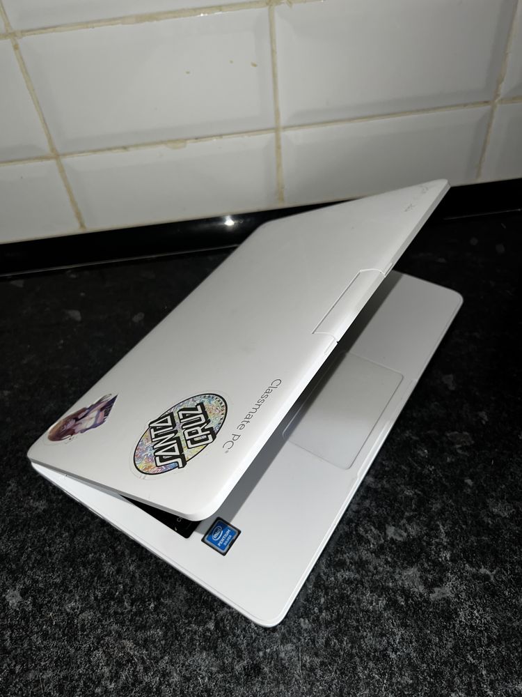 Ноутбук leap T304 SF20GM6 белый