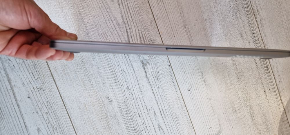 Macbook Pro 13",mid 2018,ssd 256,16gb ram