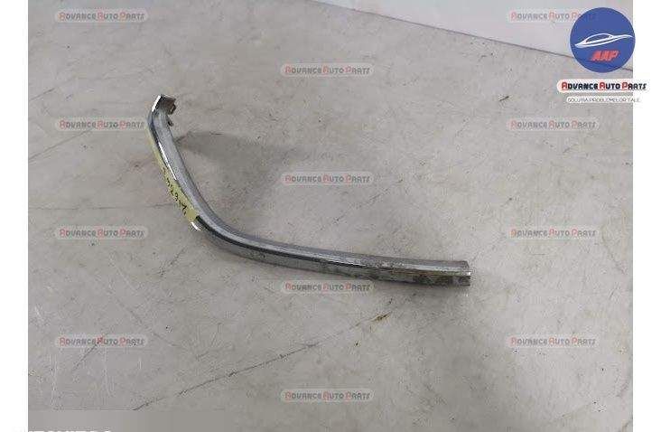 Ornament Cromat Bara Fata Original In Stare Buna Mazda  3 BM [facelift