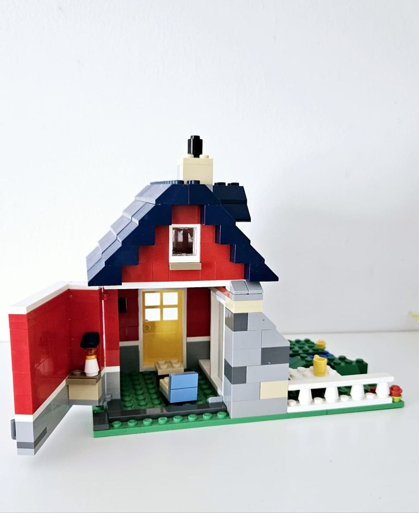 Lego Creator 31009 - Small Cottage (2013)