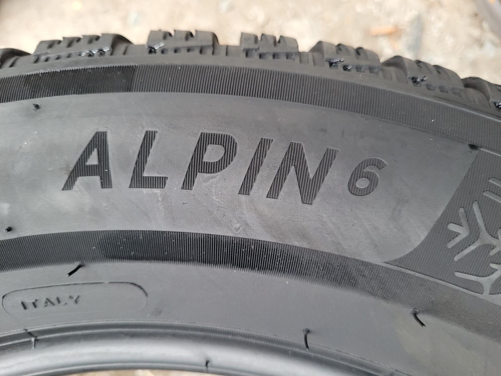 215 60 16 Cauciucuri de iarna Michelin  Alpin 6