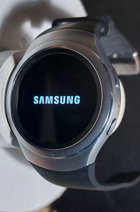 Смарт-часы Samsung Gear S2. Обмен.